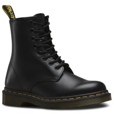 Dr. Martens  UnisexAdult 1490