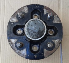 MOZZO RUOTA ANTERIORE MG-MGB-USATO-BUONE CONDIZIONI