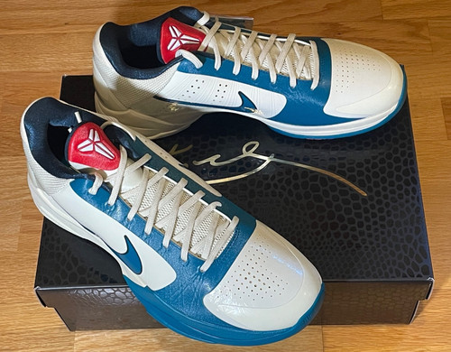 Nike kobe protro caitlin - kobe, x