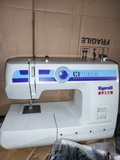 MACCHINA DA CUCIRE A PEDALIERA