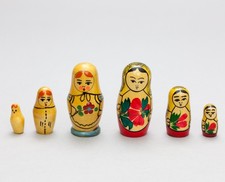 Set 2 Matrioska USSR hand