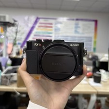 Sony Cyber-shot DSC-RX1R