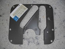 LAMIERA DI COPERTURA MERCEDES 4046000033 PER UNIMOG 404