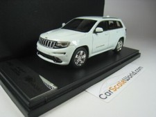 JEEP GRAND CHEROKEE SRT8 2011