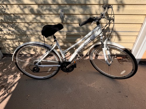 Pre owned schwinn - pre-owned, cruiser