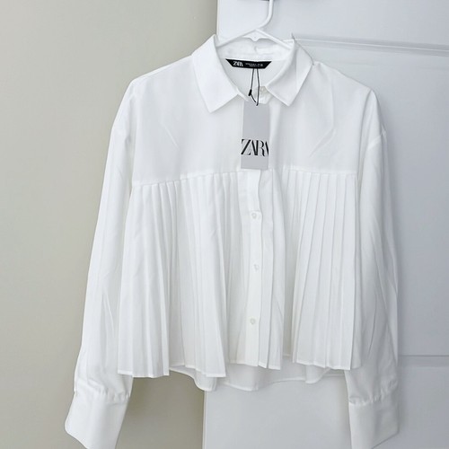 Nwt zara button down with - button,