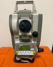 Nikon DTM-S405C Stazione Totale Strumenti di Rilievo con Custodia Rigida Testato USATO