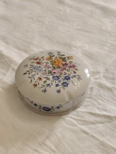 Scatolina in porcellana