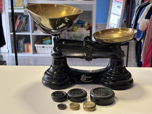 Vintage kitchen scales - vintage,