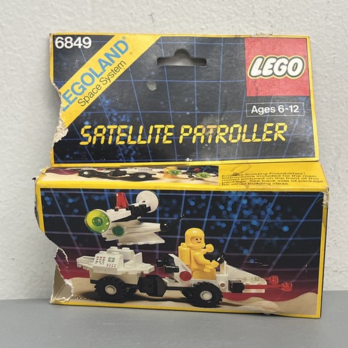 Lego space satellite - space:,