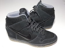 Nike Dunk Sky Hi Essential