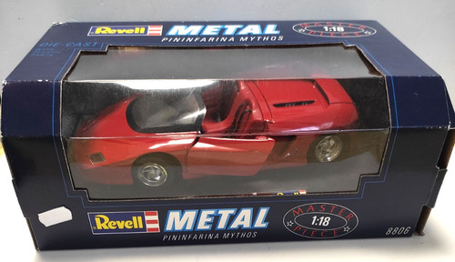 Revell auto die cast - die,
