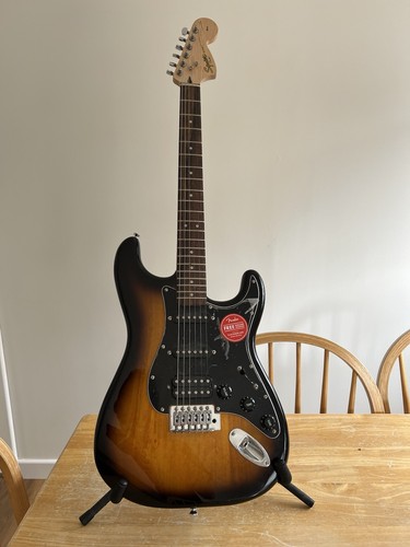 Fender squier stratocaster - squier,