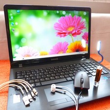 XXL SET Samsung 350E PREMIUM 17 pollici HDPLUS l Windows 11 SSD l 8 GB RAM NUOVO HDMI