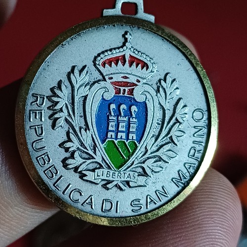 Vecchia medaglia repubblica - vecchia, di