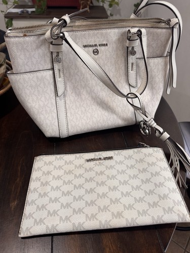 Borsa tracolla michael kors - a,