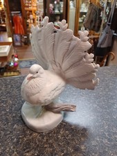 Statuina uccellino colomba