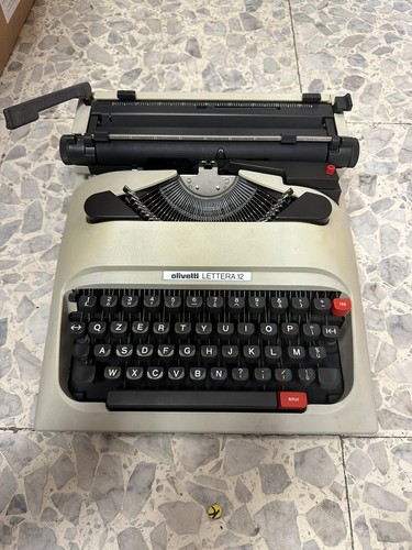 Macchina scrivere - macchina, da