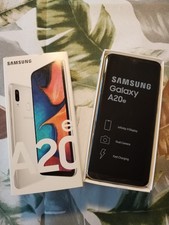 Samsung Galaxy A20e, Display 5.8" HD+, 64 GB, RAM 16 GB, USATO come nuovo