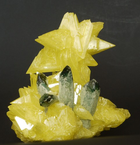 Minerale quarzo zolfo - zolfo,