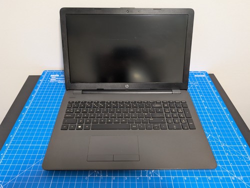 Laptop 250 grigio - hp,