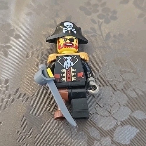 Lego captain brickbeard - lego,