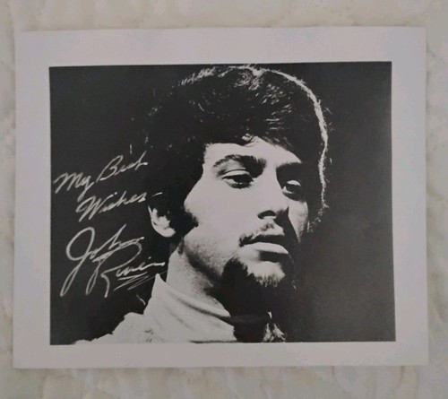 Johnny rivers secret - agent, man