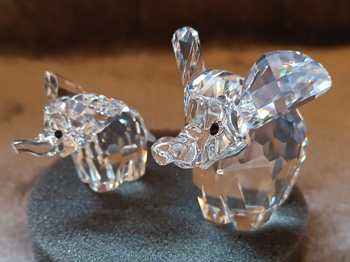 1989 retired swarovski - -,
