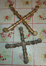 2 Oggetti Misteriosi, forse 2 Porta Pentole da Cucina