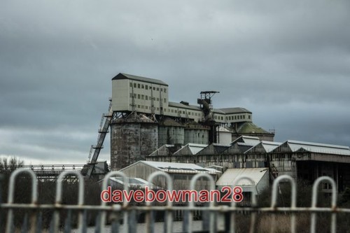 Photo wallerstote ash works - ,