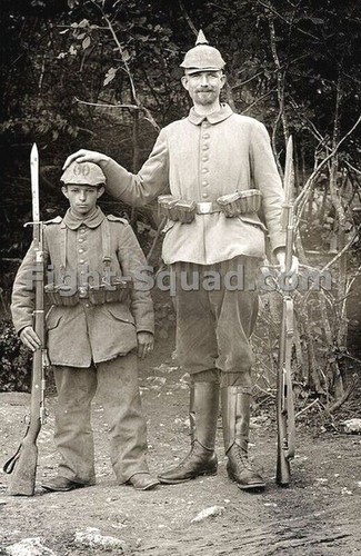 Foto della prima - , guerra
