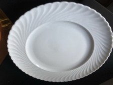 SERVIZIO DI PIATTI IN