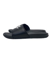 Nike Benassi