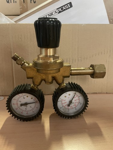Riduttore pressione co2 - riduttore, di