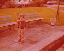 B5 - Foto Photo Fotografia Anni 70 - Bambino Gioco Arco Frecce