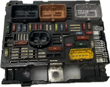 Centralina portafusibili fusibiliera per modello CITROEN PEUGEOT cod 9664705880