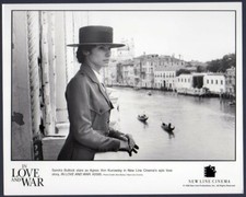 SANDRA BULLOCK attrice sexy IN