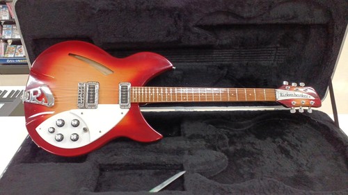 Rickenbacker 330 chitarra - 330,