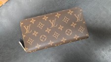 Louis Vuitton Monogram M60017