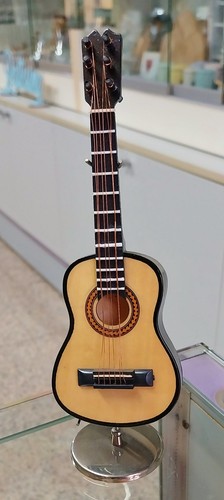 Chitarra riproduzione mignon