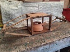 Scaldaletto antico in legno in buone condizioni  con scaldino in coccio nuovo.