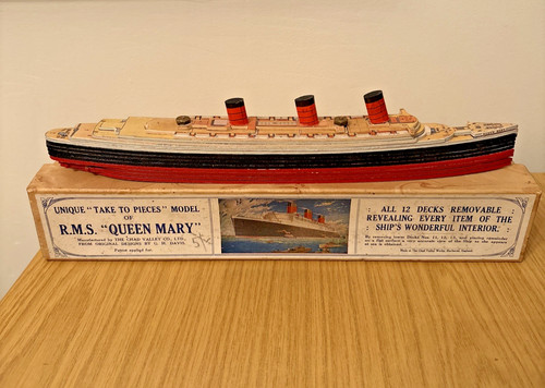 Ze204 chad valley queen - chad,