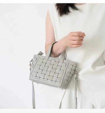 Mini Borsa a mano Donna/ragazza.Vera Pelle Design Intrecciato!