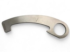 Attrezzo tenuta frizione