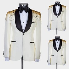 Cappotto bianco con perline