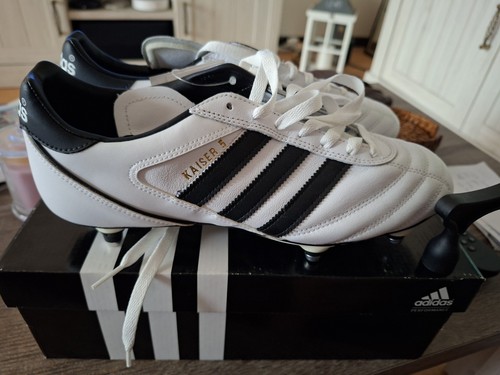 Chaussure footadidas kaiser - chaussure,