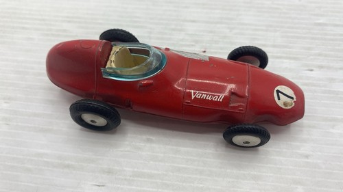 Cora014 corgi toys vanwall - corgi,