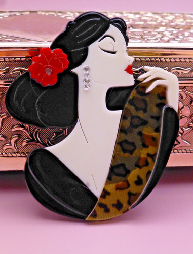 Spilla moderna vintage fatta - spilla,