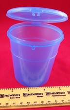 Contenitore/vaso/vaso/vaso/vasaio piatto plastica blu nuovo coperchio incernierato x 50