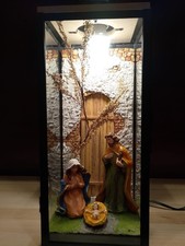 Presepe Artigianale In Lanterna, Stile Popolare, Con Luce